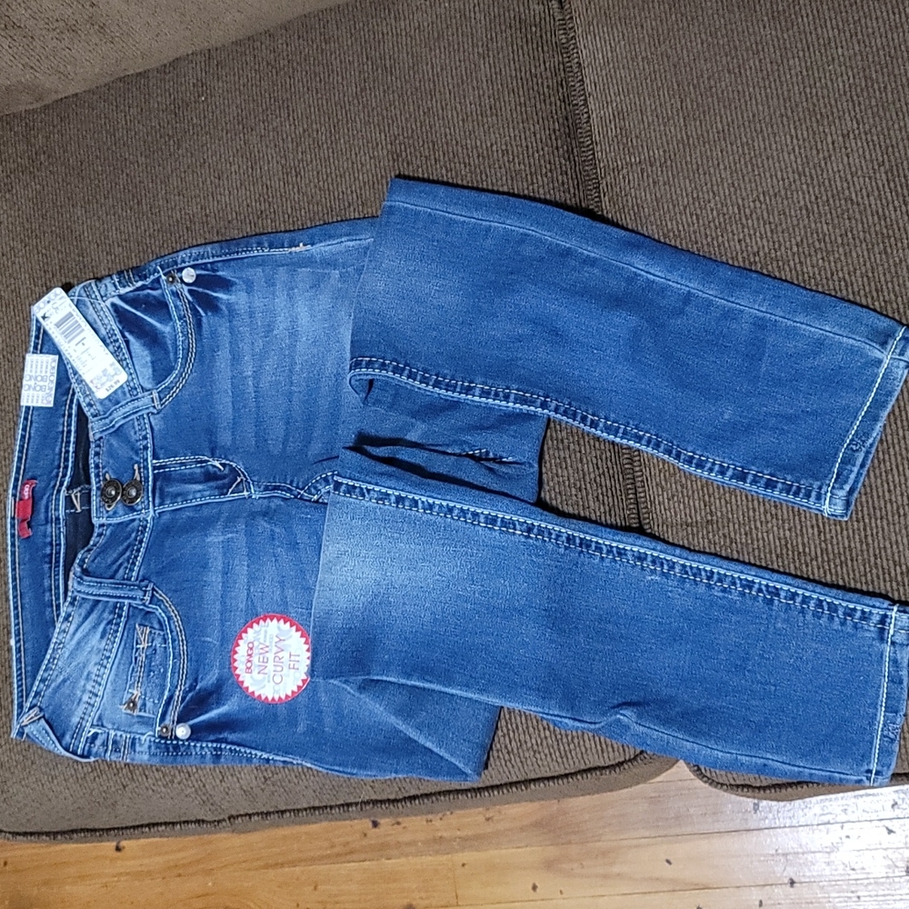 NWT bongo curvy fit skinny